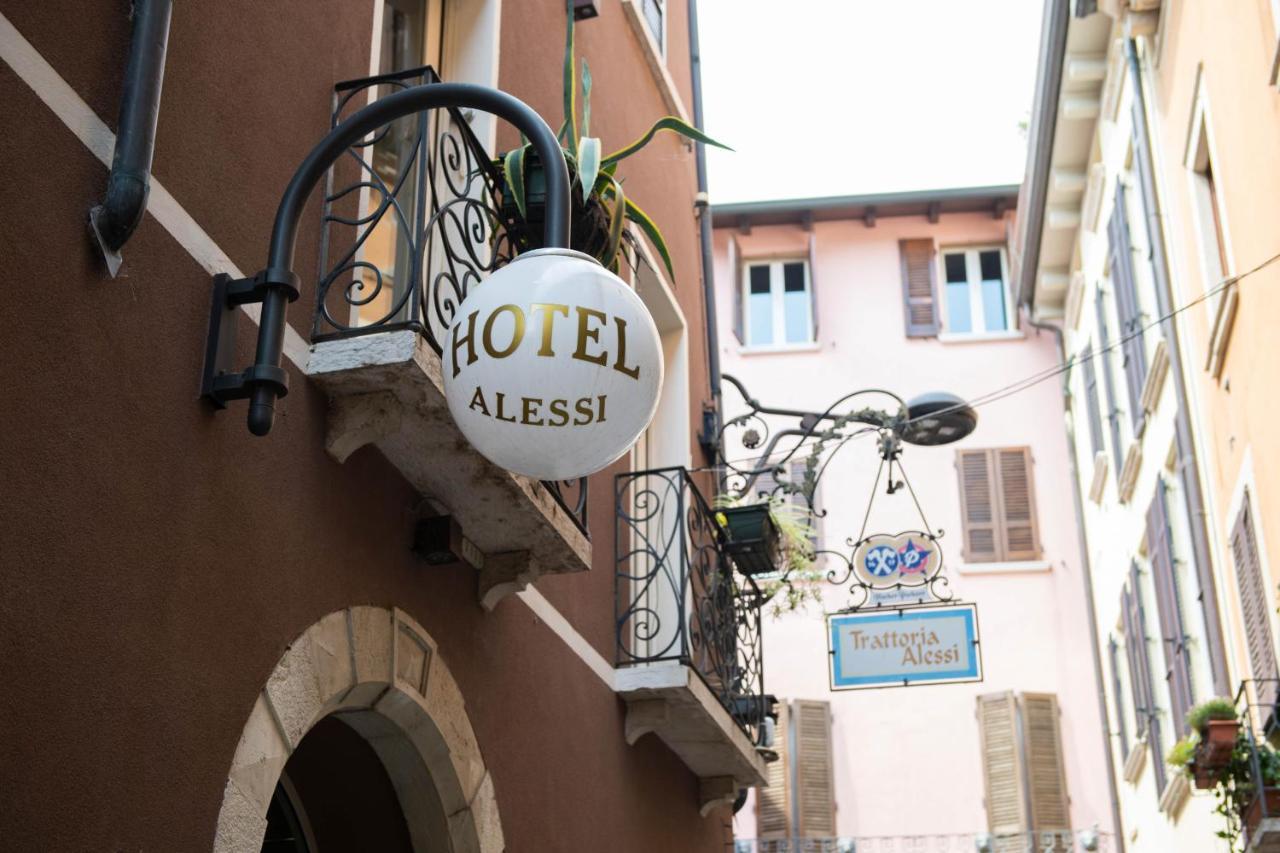 Alessi Hotel Trattoria Desenzano del Garda Exterior foto